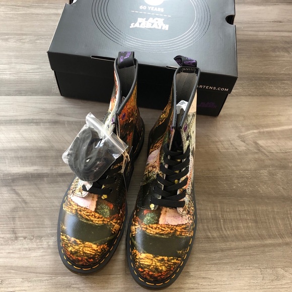 Dr. Martens Black Sabbath Combat Boots NIB - Picture 3 of 9